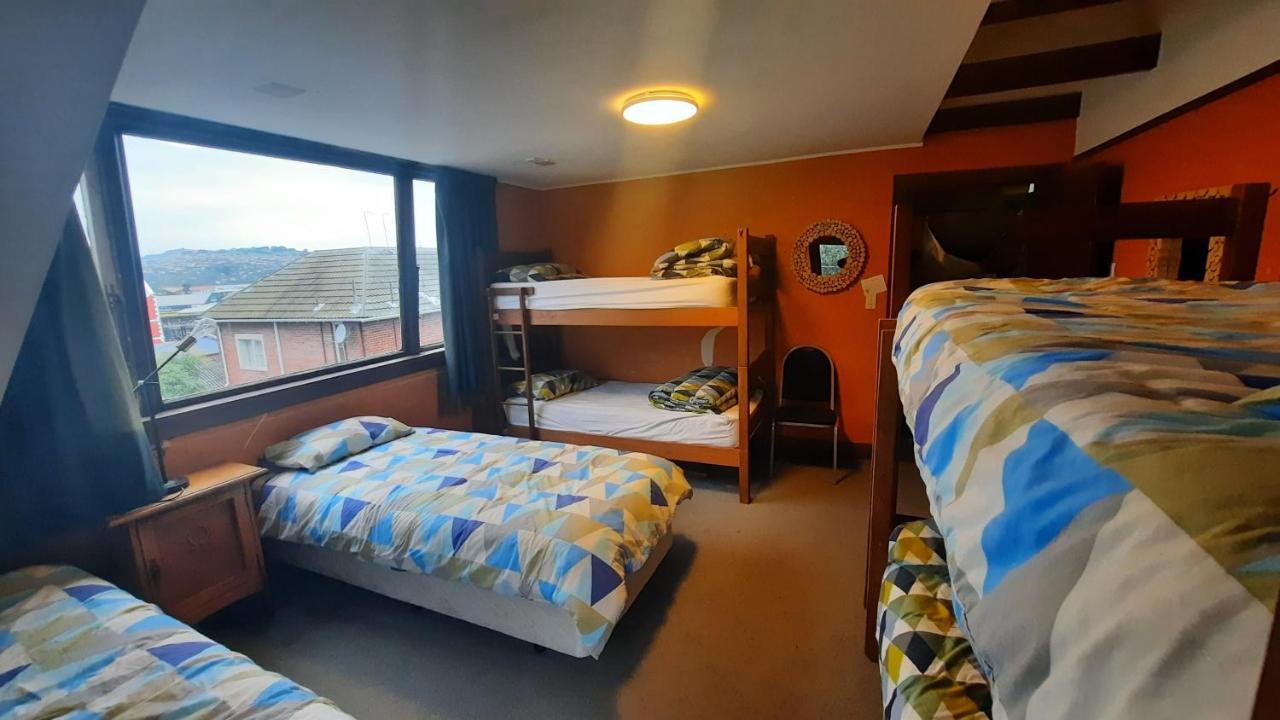 הוסטל דנידין Manor House Backpackers מראה חיצוני תמונה