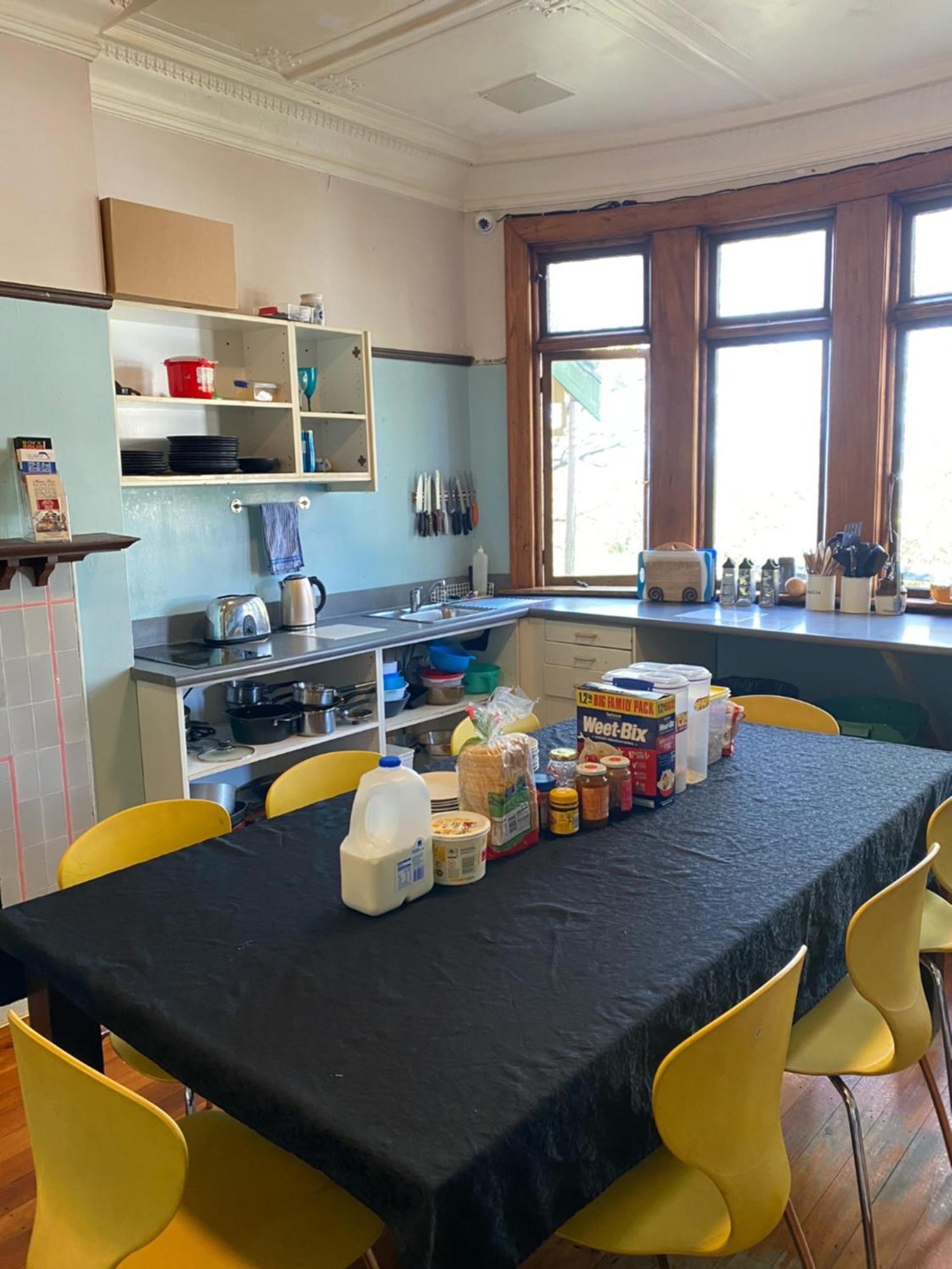 הוסטל דנידין Manor House Backpackers מראה חיצוני תמונה