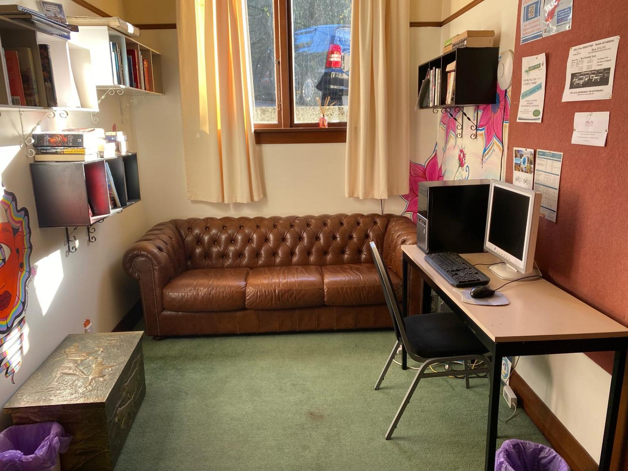 הוסטל דנידין Manor House Backpackers מראה חיצוני תמונה